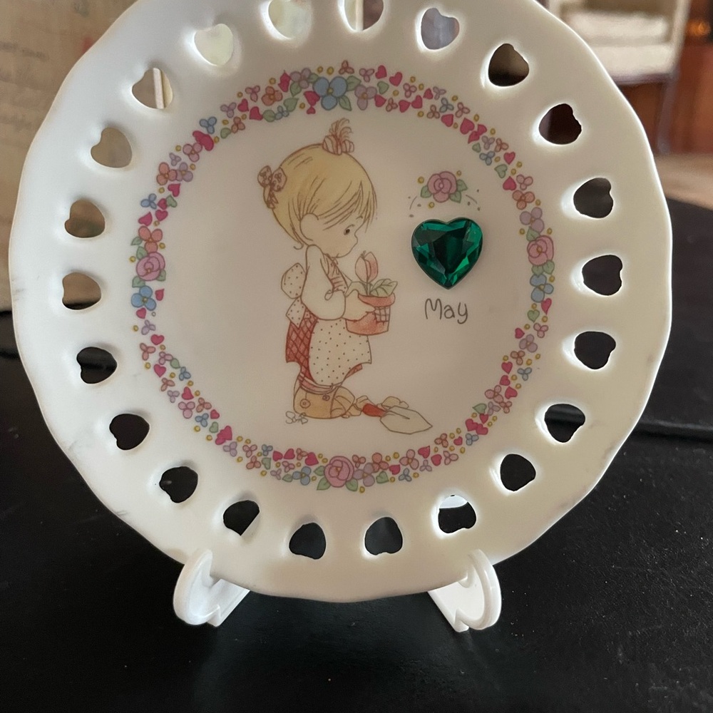 Precious Moments May Birthstone 5 inch Display Plate